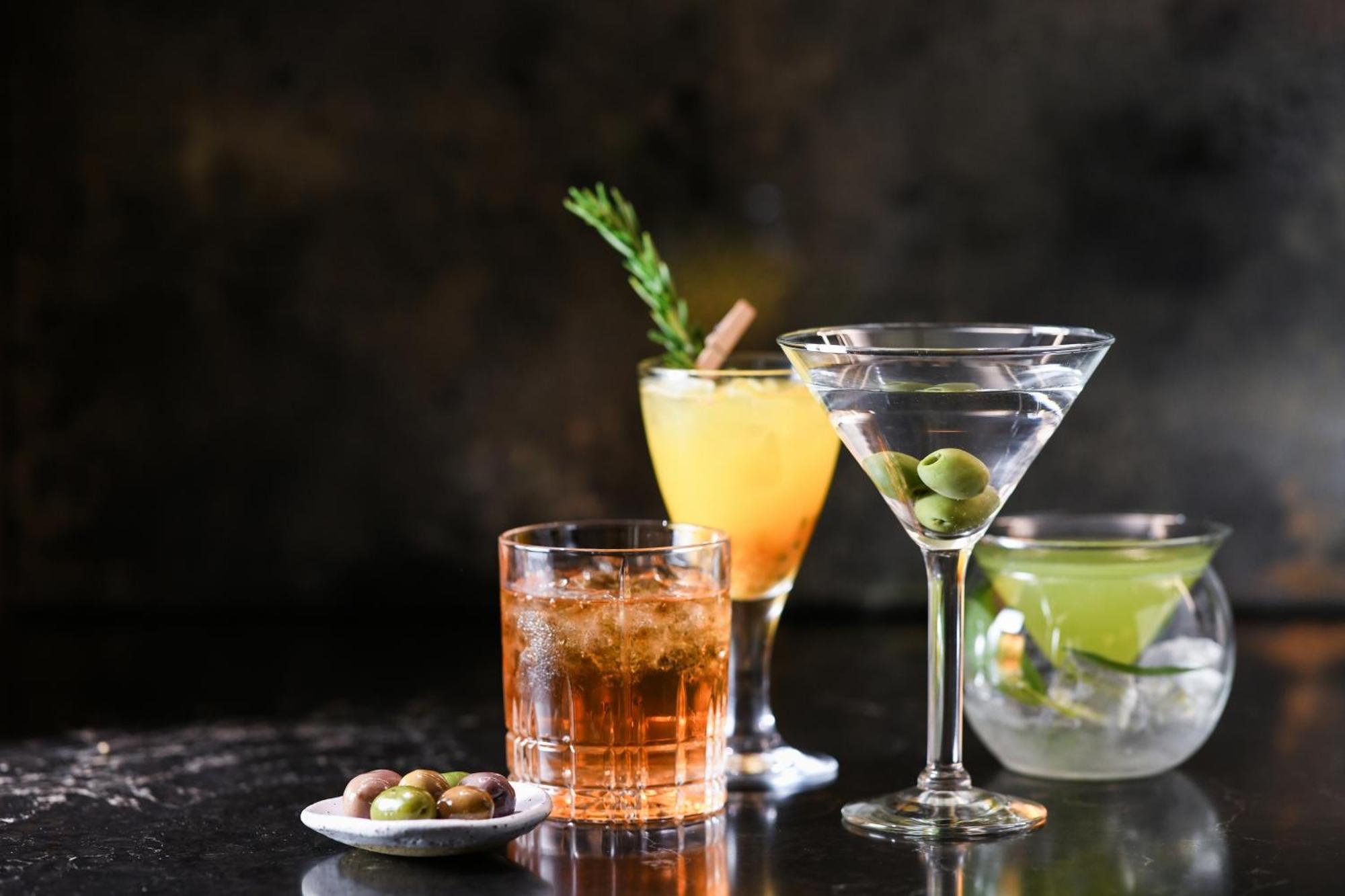 Powerhouse Hotel Tamworth By Rydges Екстериор снимка A selection of cocktails