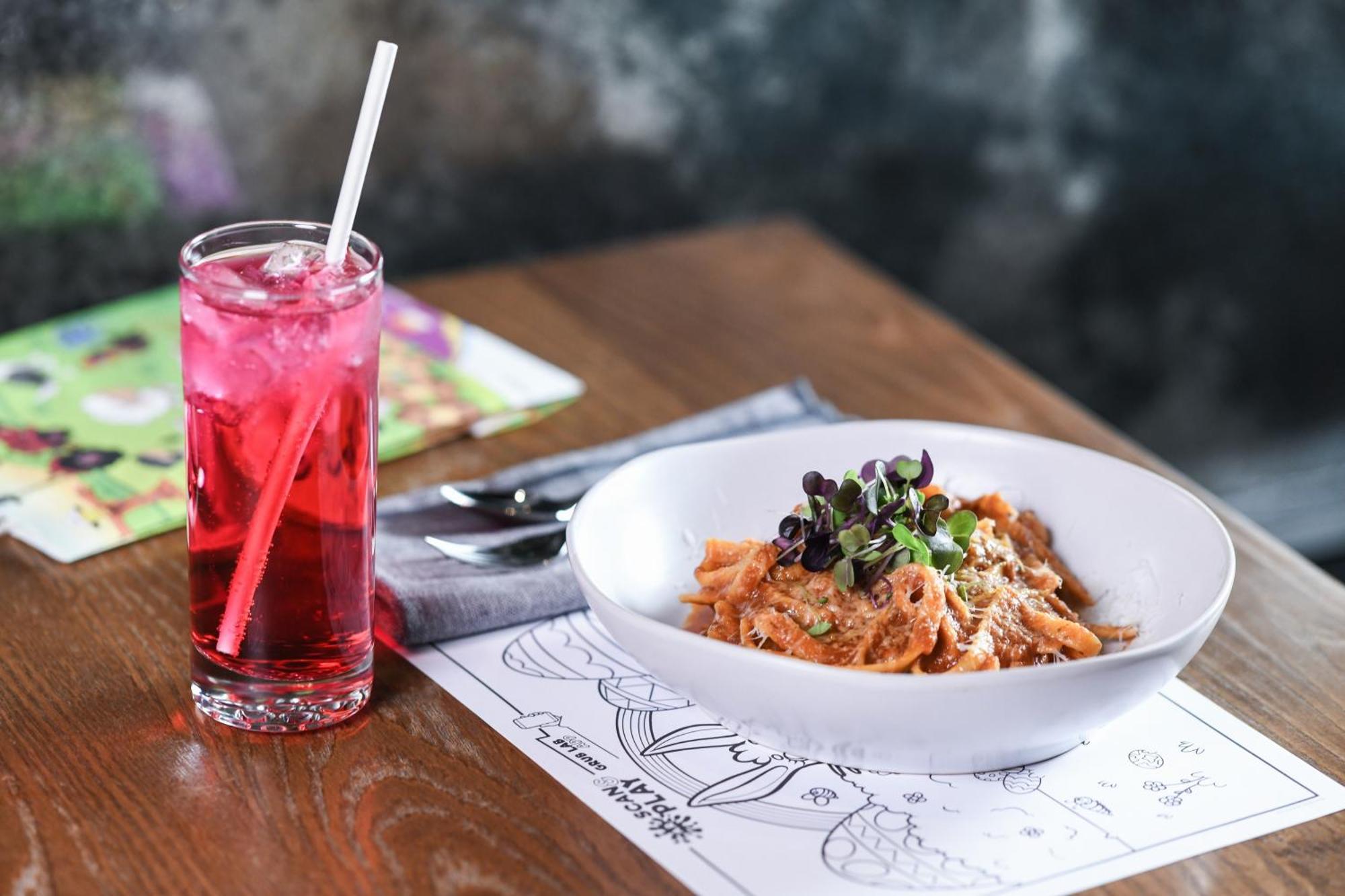 Powerhouse Hotel Tamworth By Rydges Екстериор снимка A glass of pink lemonade
