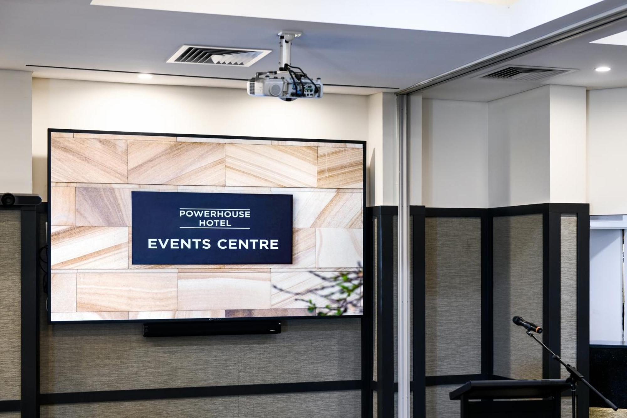 Powerhouse Hotel Tamworth By Rydges Екстериор снимка NEC Ultra Narrow Edge Display
