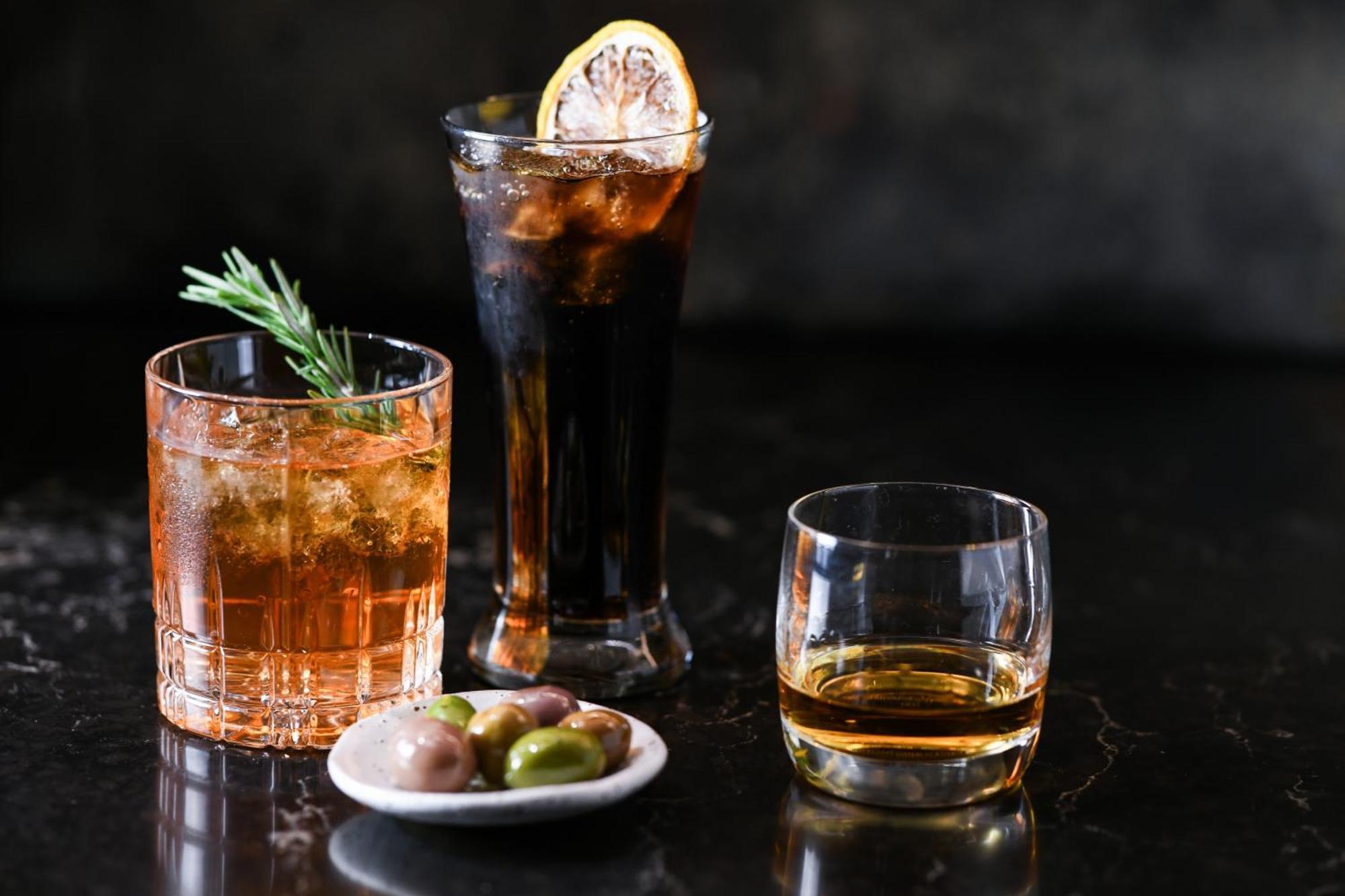 Powerhouse Hotel Tamworth By Rydges Екстериор снимка Vermouth, Old Fashioned and Negroni